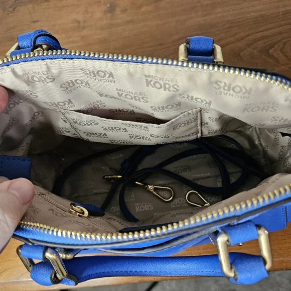 Michael Kors Ciara Satchel Cerulean Blue - Picture 5 of 5